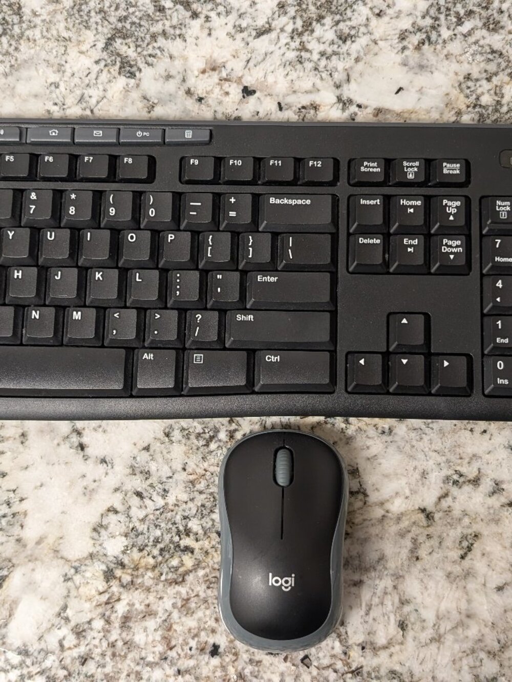 Logi Logitech Wireless K270 Keyboard and M185 Mouse Combo Set